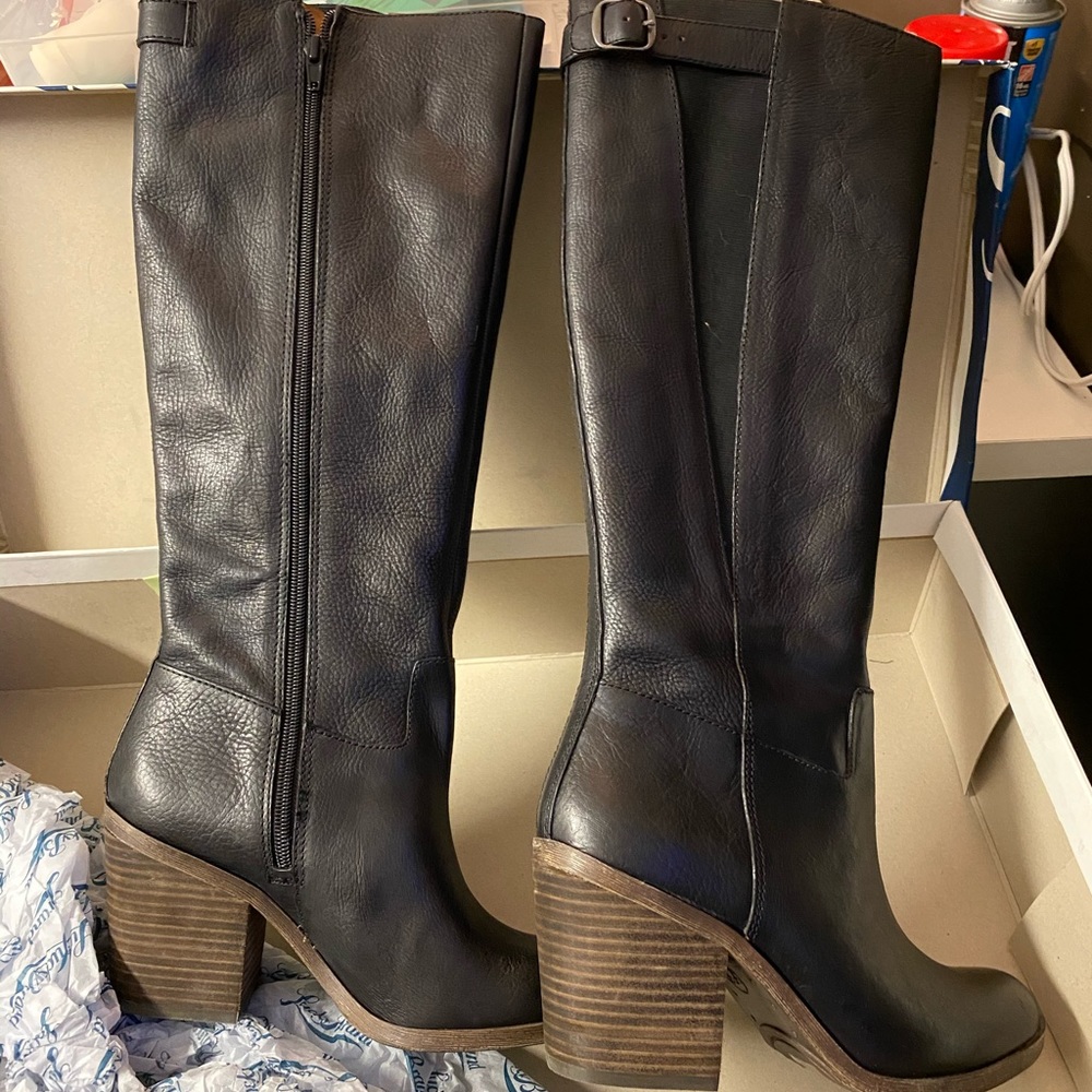 Lucky brand heeled boots